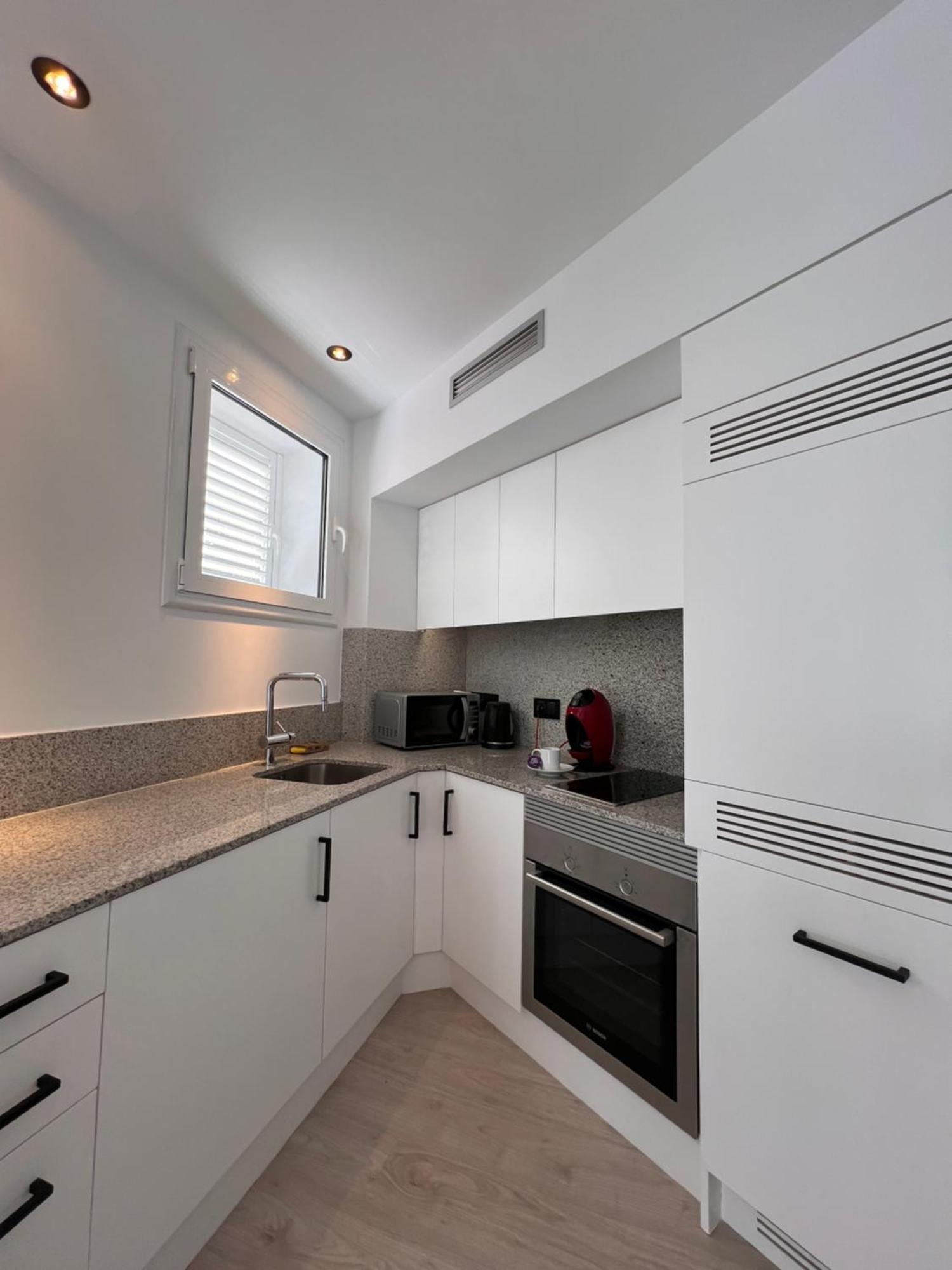 Canvas Apartments&Lofts 卡达克斯 外观 照片